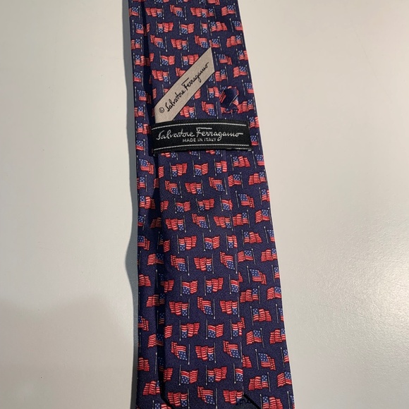 Salvatore Ferragamo, Silk Tie for Patriots - Picture 3 of 3